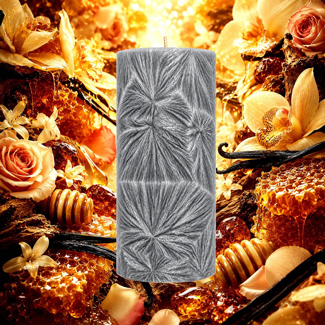 Honeybush Vanilla plant based Pillar Candle – vegan, cruelty-free featuring soothing honeybush tea and creamy vanilla notes, handmade in Australia.
