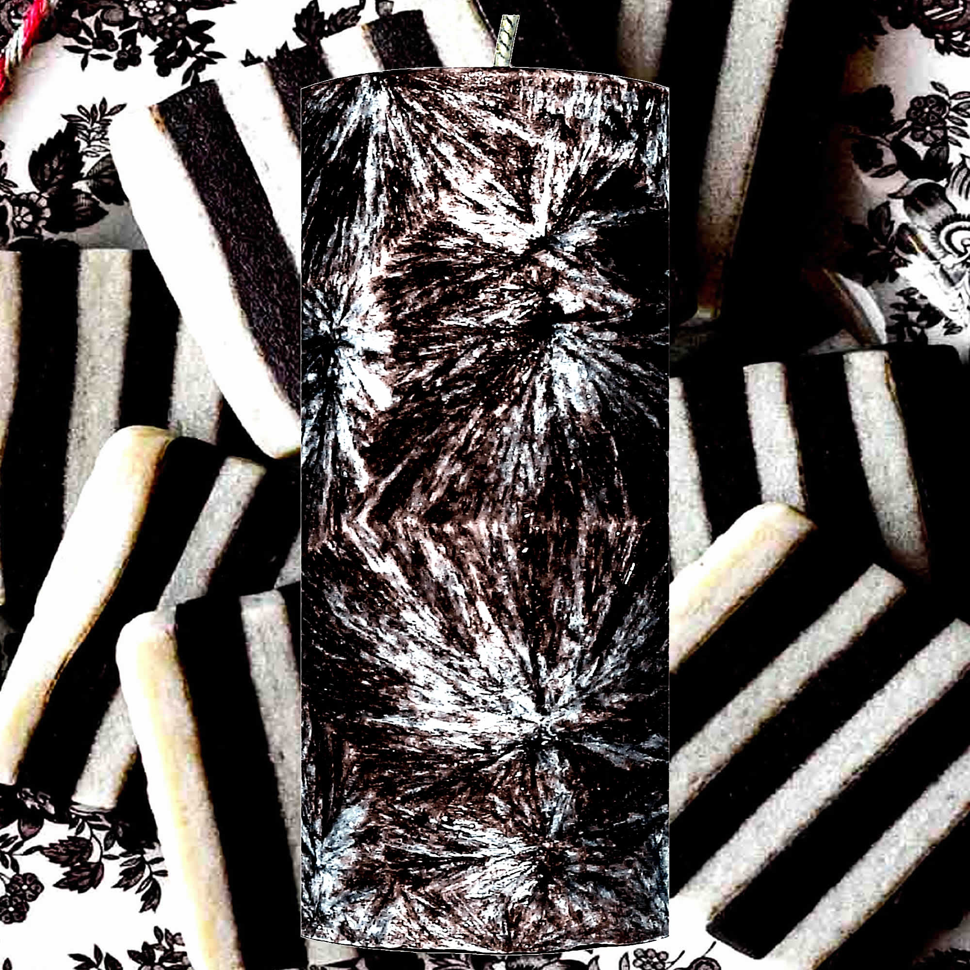 Black Licorice & Vanilla Pillar Candle – Plant-Based, Eco-Friendly, Vegan, Cruelty Free