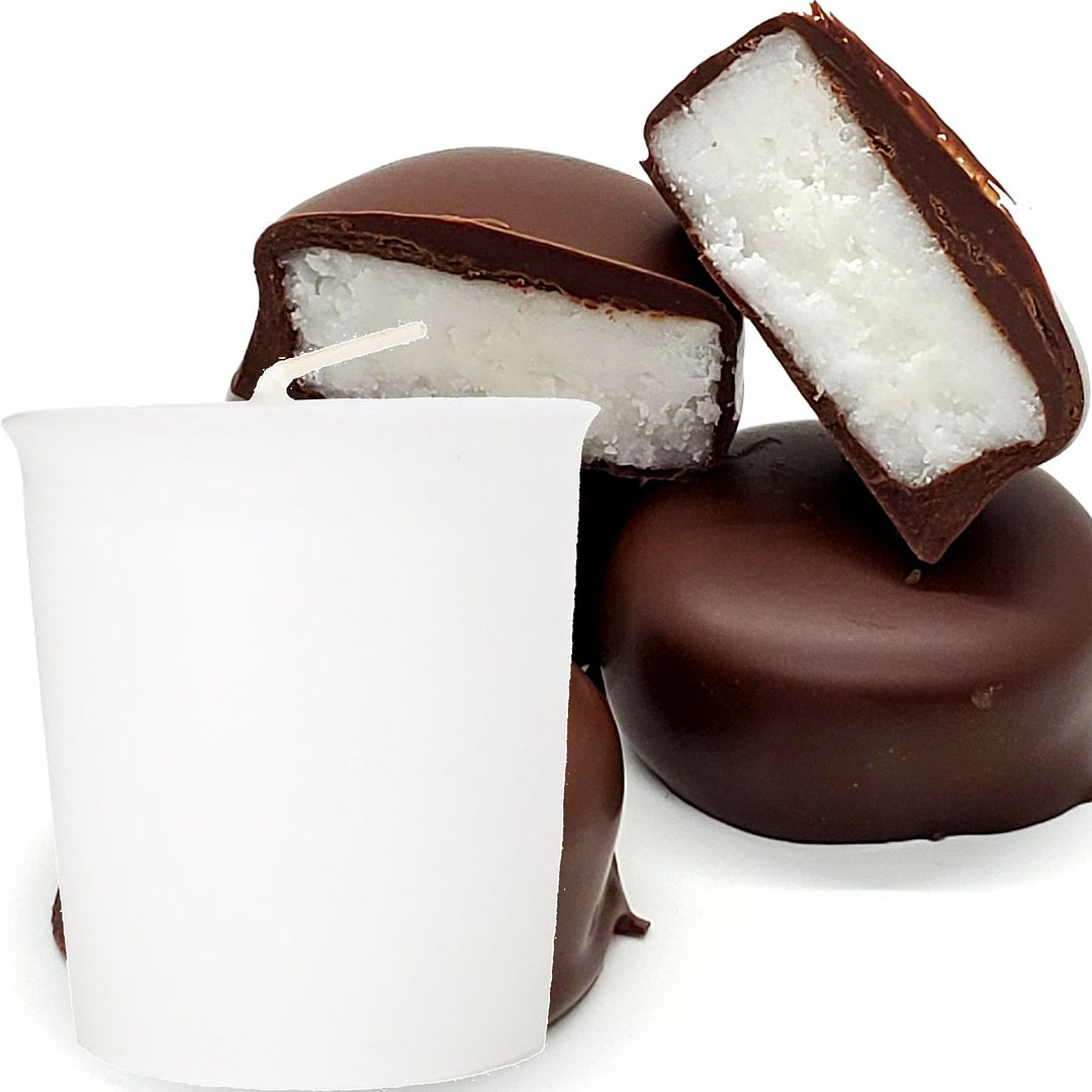 Chocolate Peppermint Scented Votive Candles