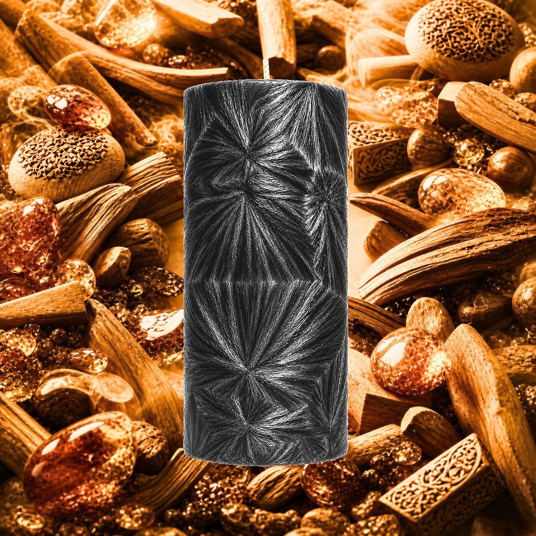 Amber & Sandalwood plant based Pillar Candle – vegan, cruelty-free featuring rich amber and smooth sandalwood, handmade in Australia.