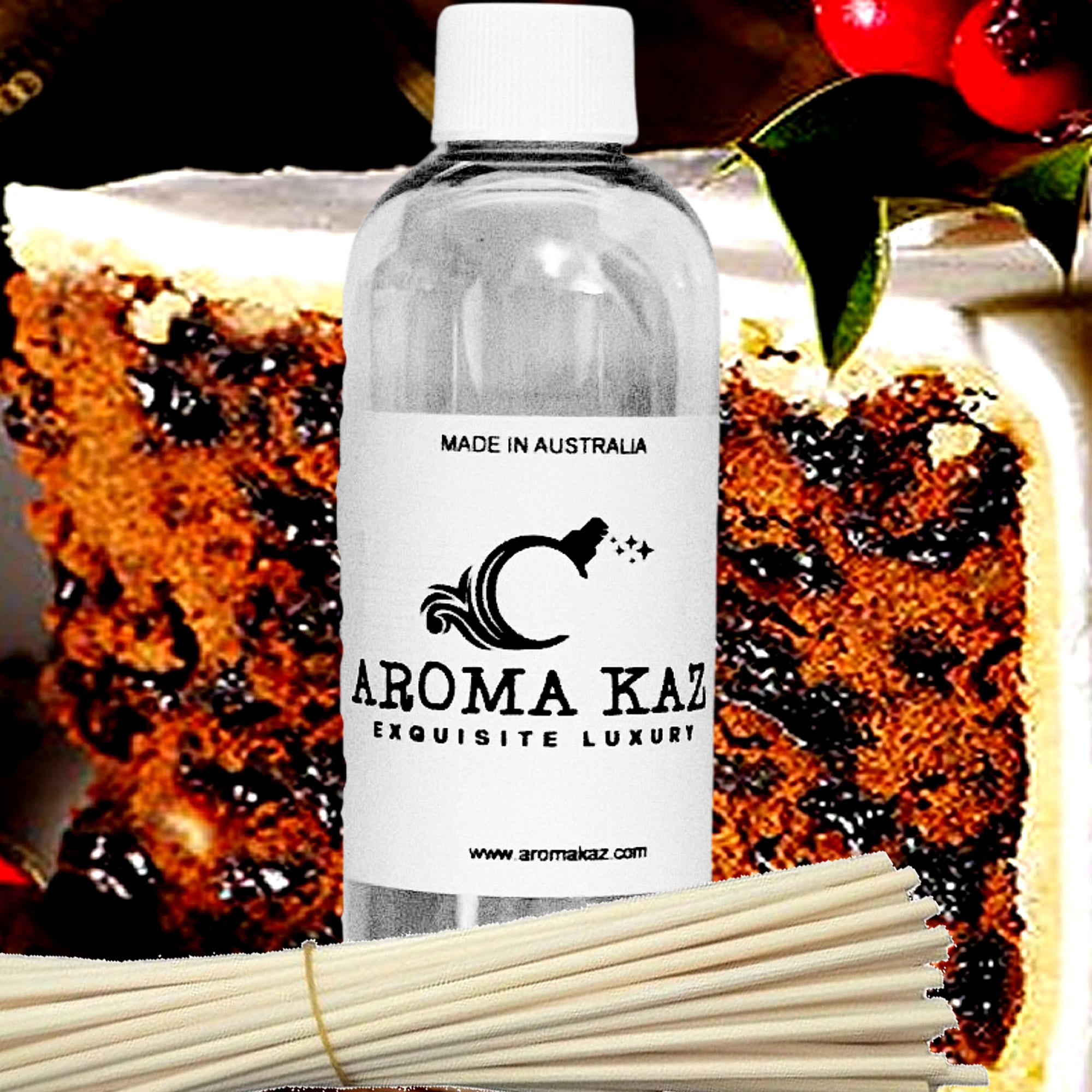 Vanilla Iced Christmas Cake Diffuser Fragrance Oil Refill – vegan, cruelty-free featuring spiced fruitcake, vanilla icing, and festive sweetness, handmade in Australia.