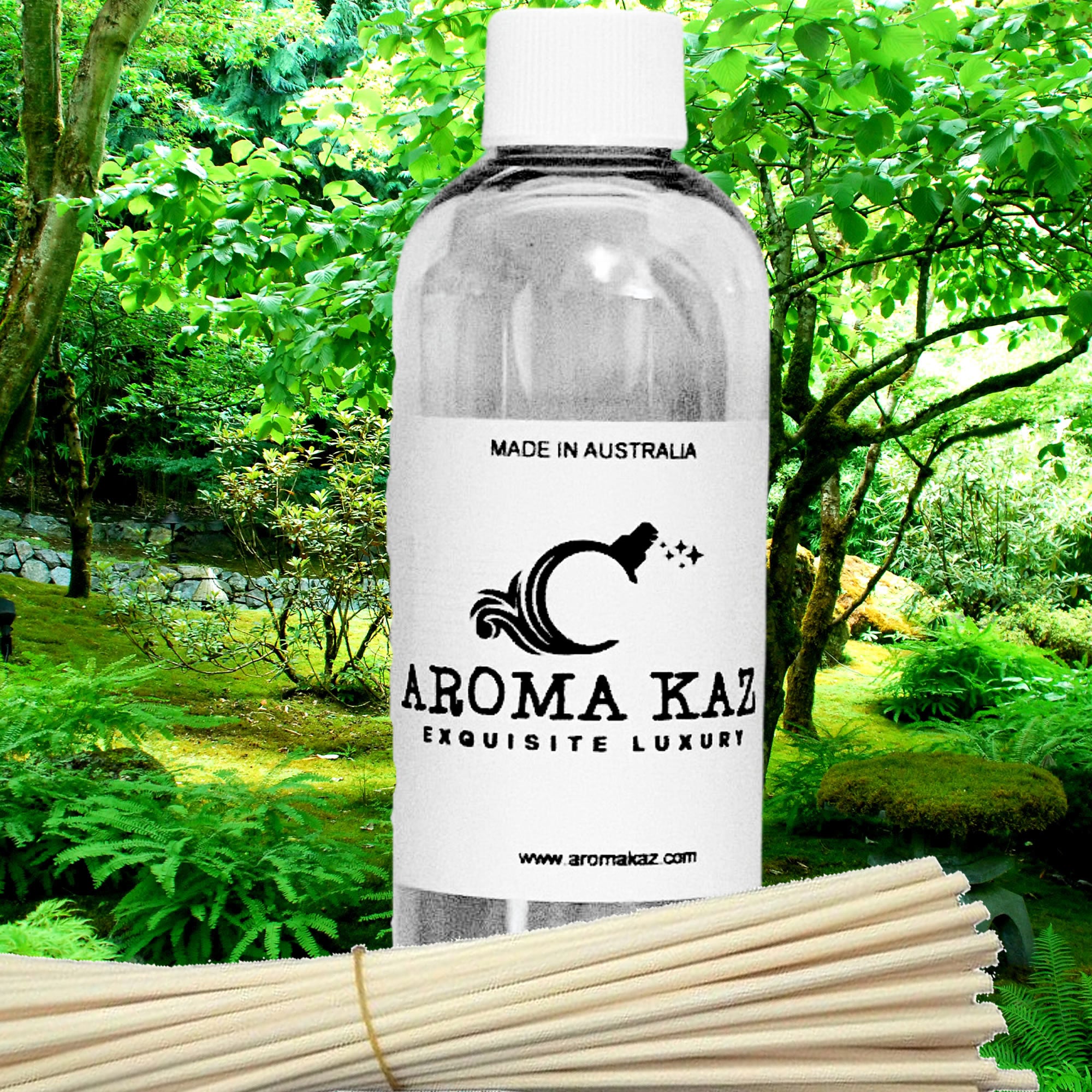 Velvet Moss Diffuser Fragrance Oil Refill – vegan, cruelty-free featuring soft earthy moss and warm velvet-like undertones, handmade in Australia.