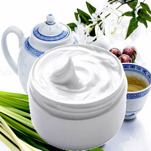 White Tea & Lemongrass Hydrating vegan body and hand cream moisturizer. Handmade in Australia, cruelty free, long-lasting fragrance, perfect for all skin types and ideal as a gift for men or women.